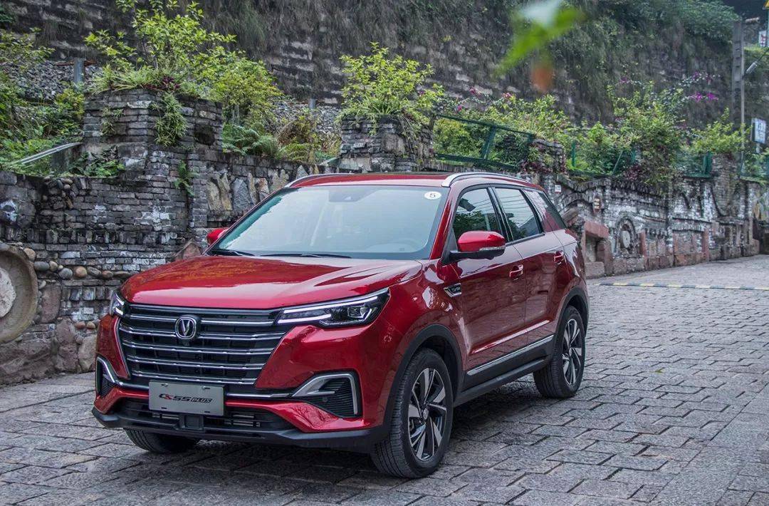 长安cs55plus 是一款智能化,动力表现优越的suv