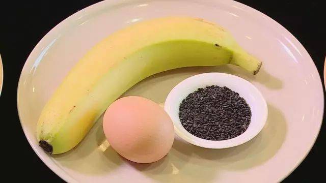午餐肉罐头打开方法 7a7d2231be0d45ef81f03b335ba5d012.jpeg