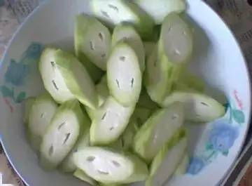 f1042076bf25448d81831e08533b5ee1.jpeg