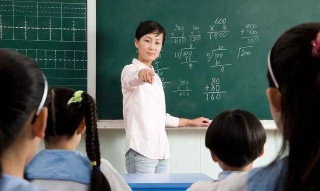 热爱文学朱老师 0e235be89990401c9da2f42f2925dcf9.jpeg