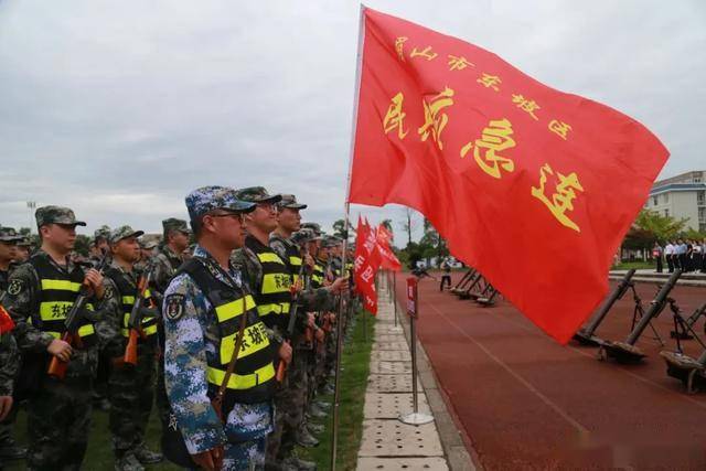 吹响集结号全市应急民兵分队大练兵东坡民兵展风采