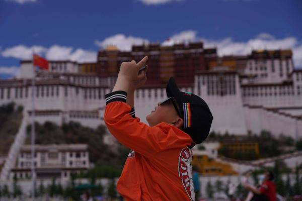 市民|拉萨，万众瞩目超级日环食