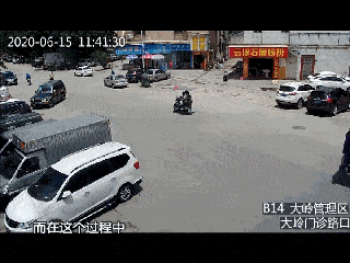 男子:我开过拖拉机