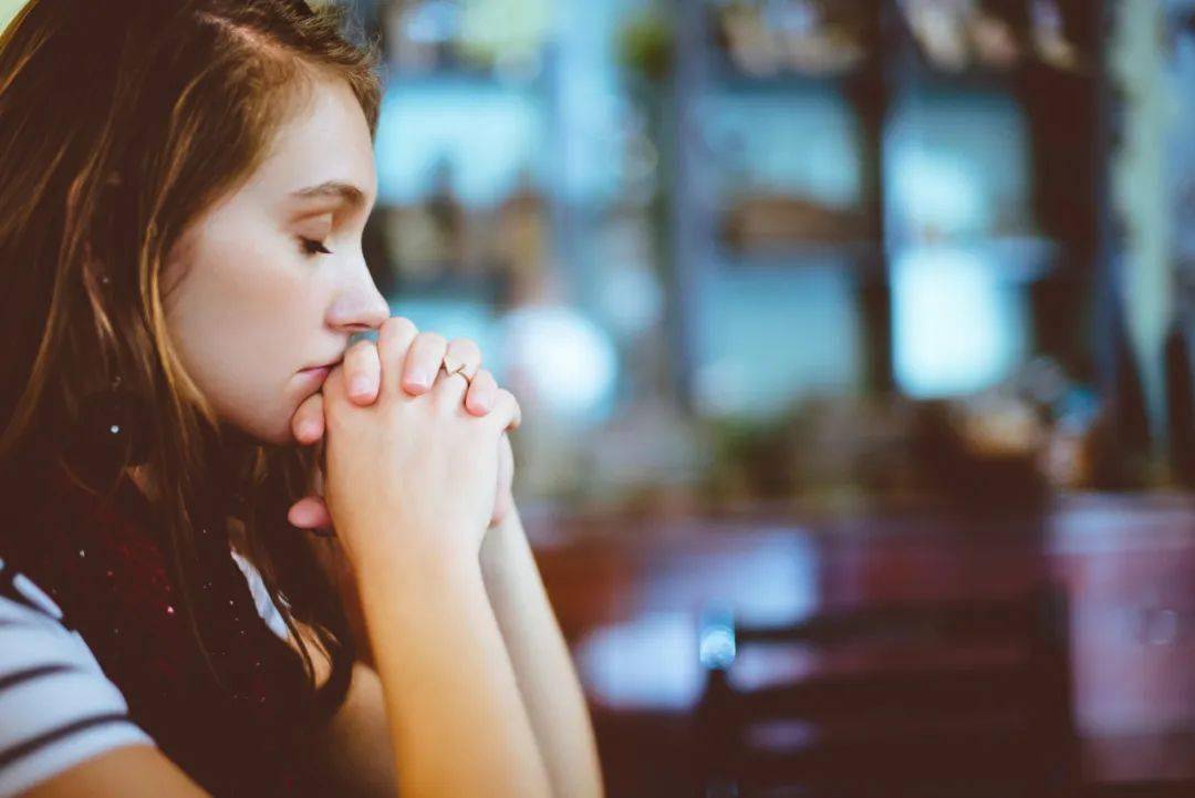 "我是已婚女,陷入热恋, 来说说为什么女人一有婚外情就停不下来.
