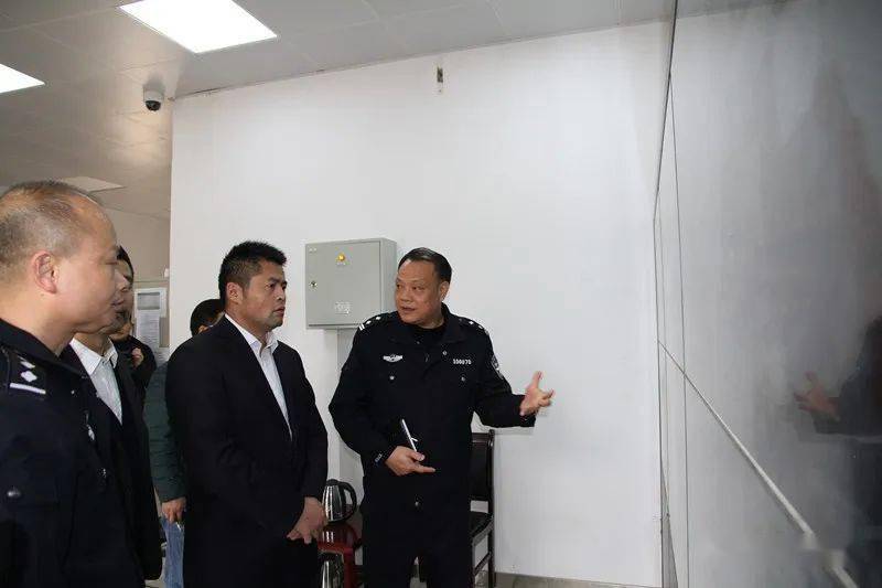 县政府的大力支持,为了尽快推进马岭医疗区项目建设,横县公安局党委