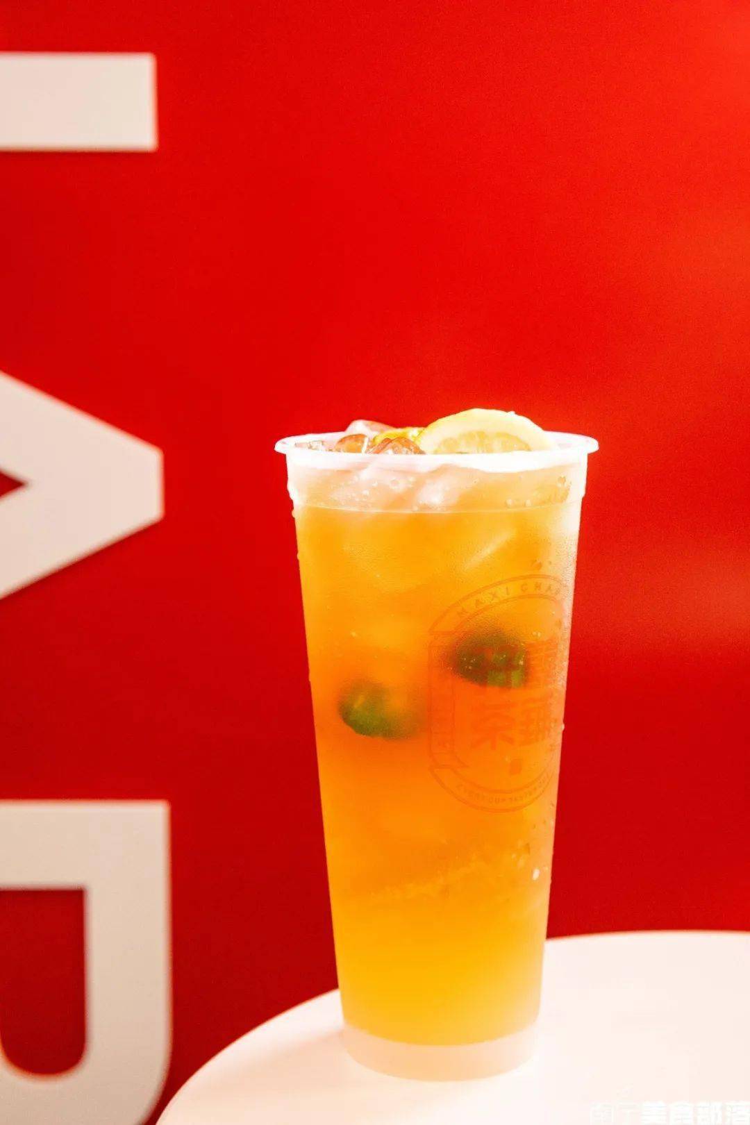 航洋这家奶茶店,双喜临门,红了!