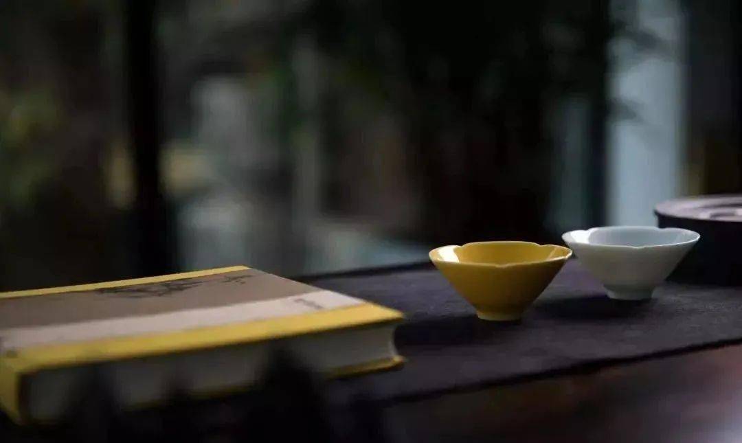 和明白人说话,和踏实人做事,和厚道人谈情