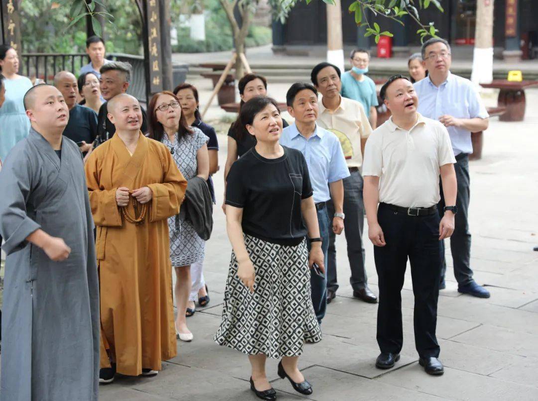 市人大常委会副主任陈建辉率队赴我区调研宗教团体工作