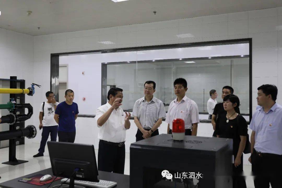 泗水经济开发区党工委赴曲阜东宏管业考察学习非公企业党的建设