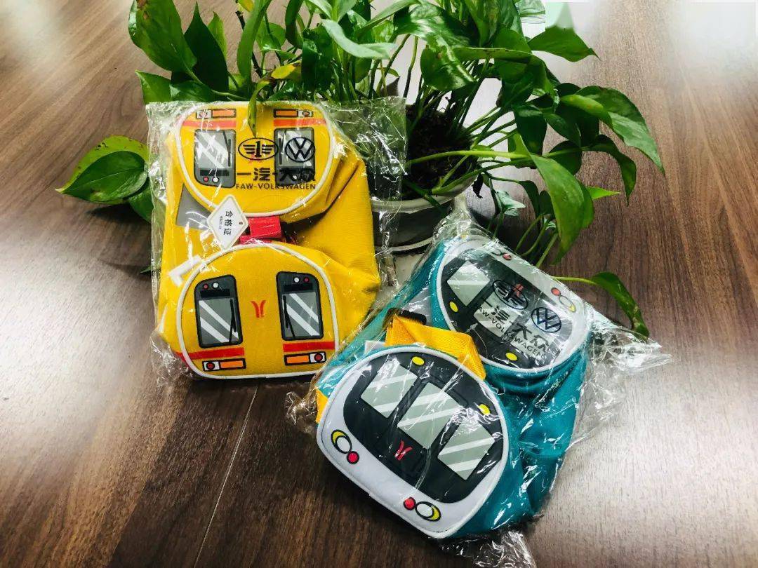 活动|招募令| 如果你和弟弟被锁在车里，你们能自救逃生吗？周六来挑战吧！