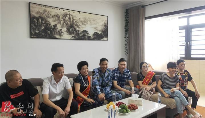李清 实习生 李桥灵)6月30日上午,湖南省靖州县委常委,人武部政委周剑