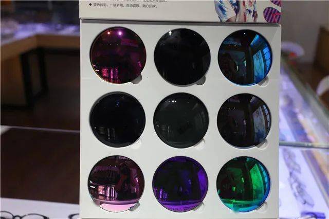 偏光眼镜品牌排行_偏光镜与太阳镜的区别墨镜品牌排行榜(2)