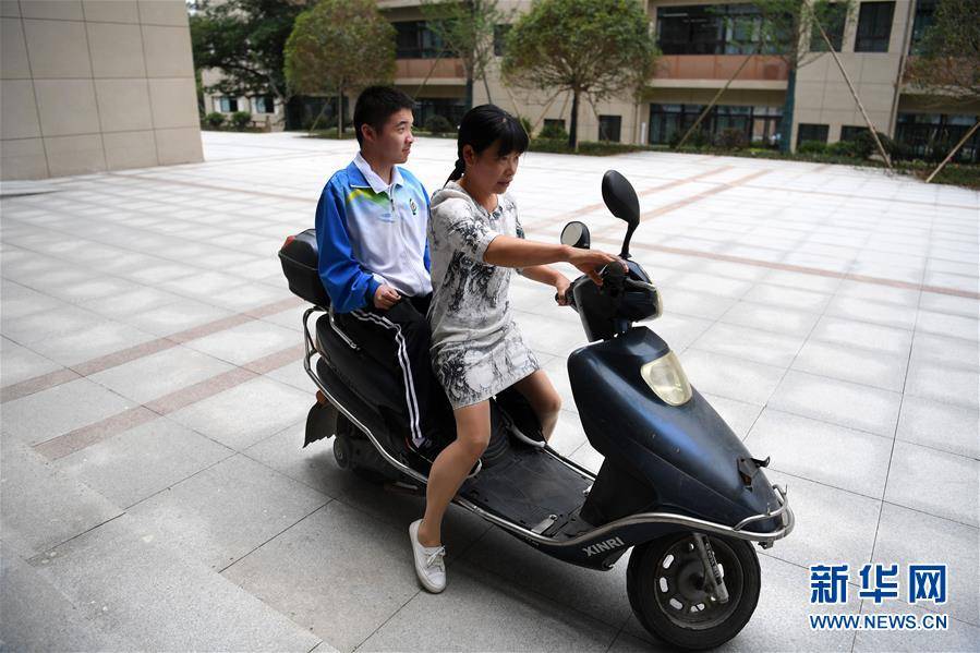 爱心|加油，好男儿——十年爱心接力温暖“渐冻”人生