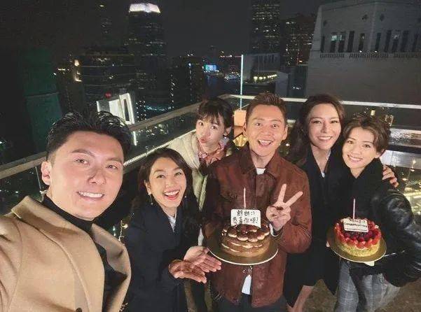 腹肌|视帝37！王浩信剥衫用腹肌庆生，But老婆冇祝福？会唔会……