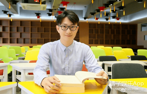 数完|高考高能现场！家长带王一博立牌陪考，考生数完天坛砖还得再约金字塔