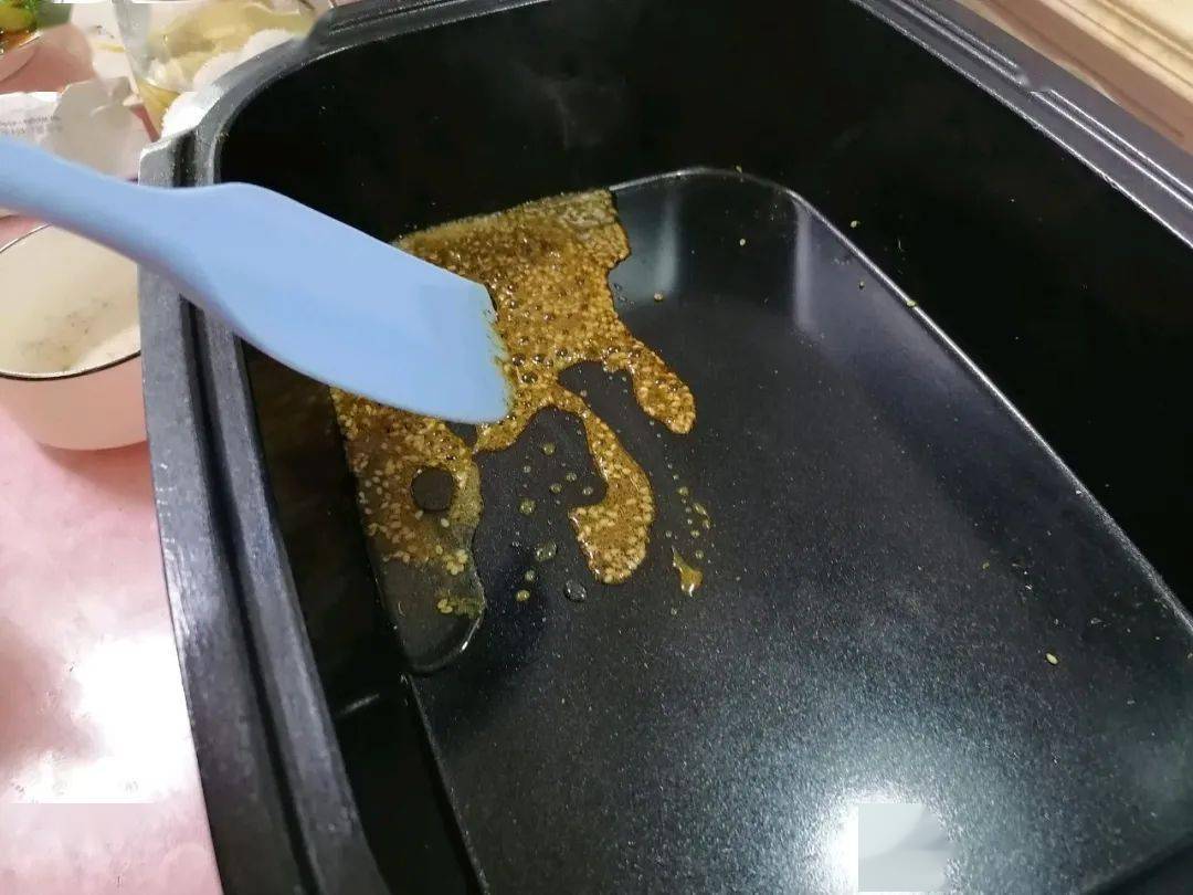 小時候放學天天去買它！1毛錢1串，秘制醬料配方大公開 熱愛美食 第20张