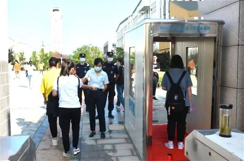 2020高考安徽桐城中_看点|李承友教育专项基金奖励桐城中学2020年高考突