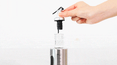 双枪|暗藏5处「机关」！解决厨房一顽疾这只中国造的10多块钱玻璃瓶