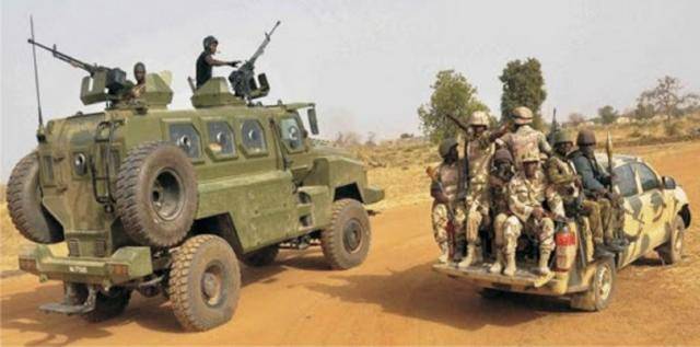 【jinnianhui金年会官方网站】一个极端组织伏击并杀害20名尼日利亚士兵？尼日利亚军方:是对方被17人淘汰(图1)