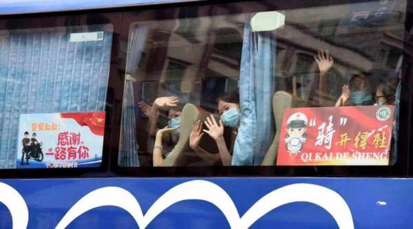 高考|相当真实！高考完，她哭着说出了假期规划