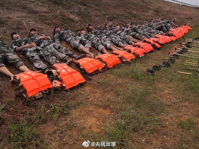 水位|鄱阳湖水位突破1998年历史极值 数千官兵全力抗洪抢险