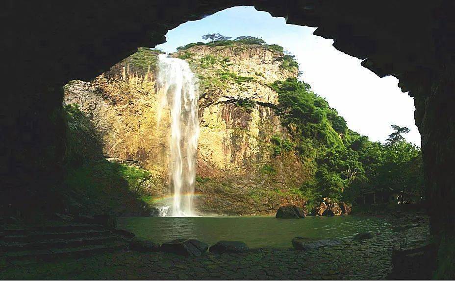 地址:青田县石门洞景区