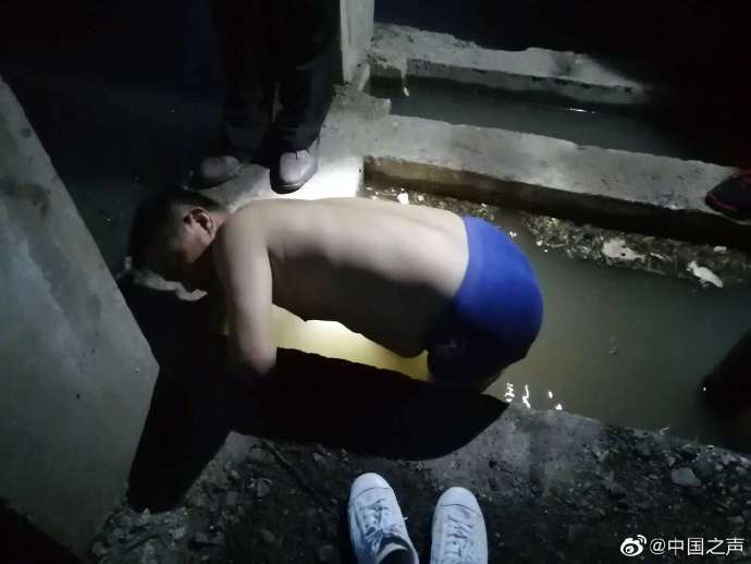 小时|退伍老兵连夜驾车10小时回家抗洪，看到大堤的那一刻他止不住泪