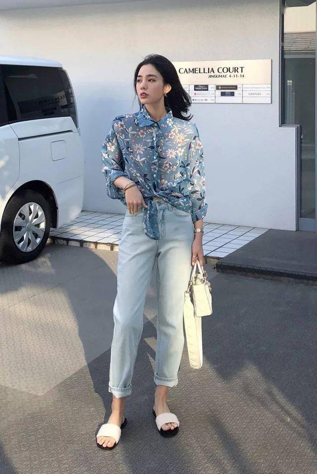 裙子|穿碎花又土又俗？学杨颖这样穿就很有仙气！