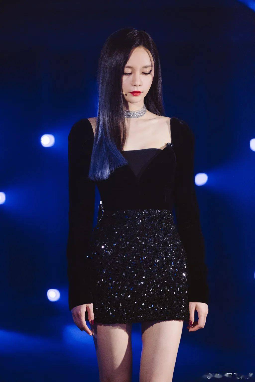 刘海染|看了王一博的新发色,我又动心了…