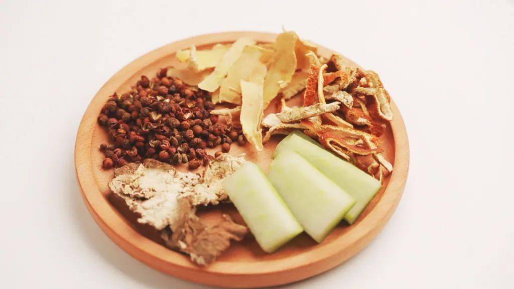 五花肉|【养生厨房】今日菜谱《白肉烩酸菠菜》