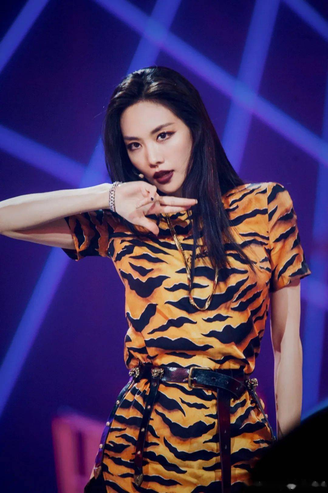 微博|堪比整容级的腮红画法,到底有多厉害?