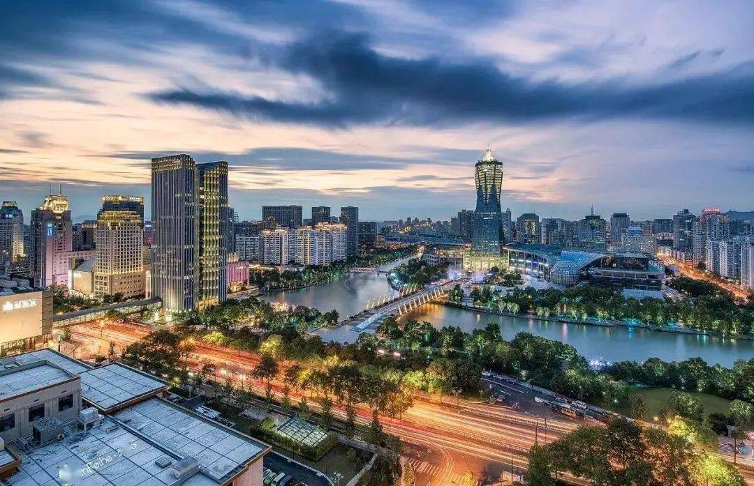 城市人均gdp排行2020_中国gdp变化图