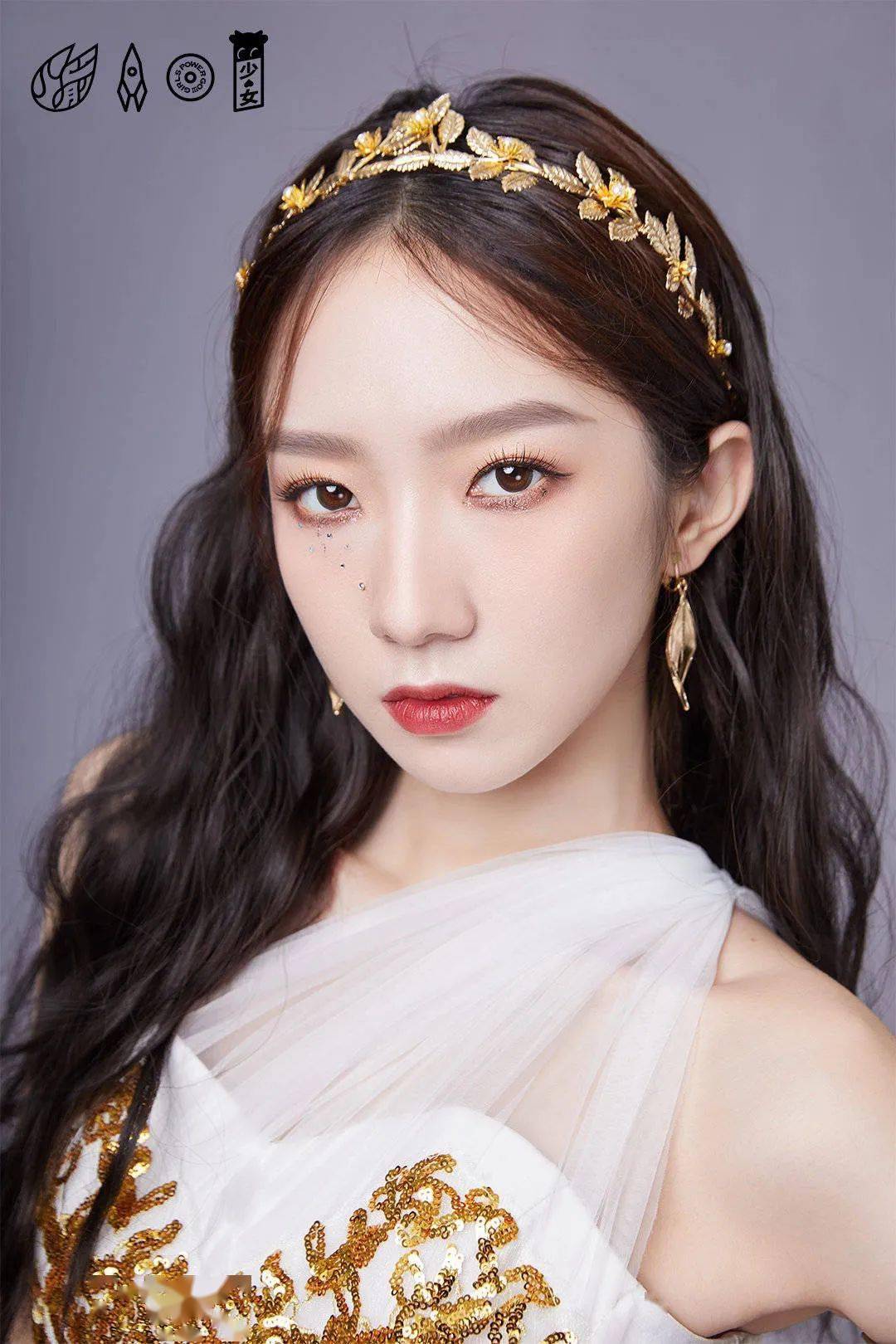 试卷|为什么我没有早点尝试卷发造型