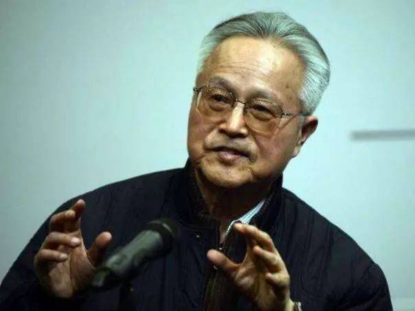 人人|为什么人人都爱契诃夫？