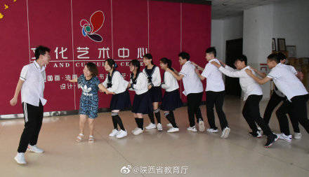 夏之|又是一年毕业季一组暖心纪念册勾起青春回忆