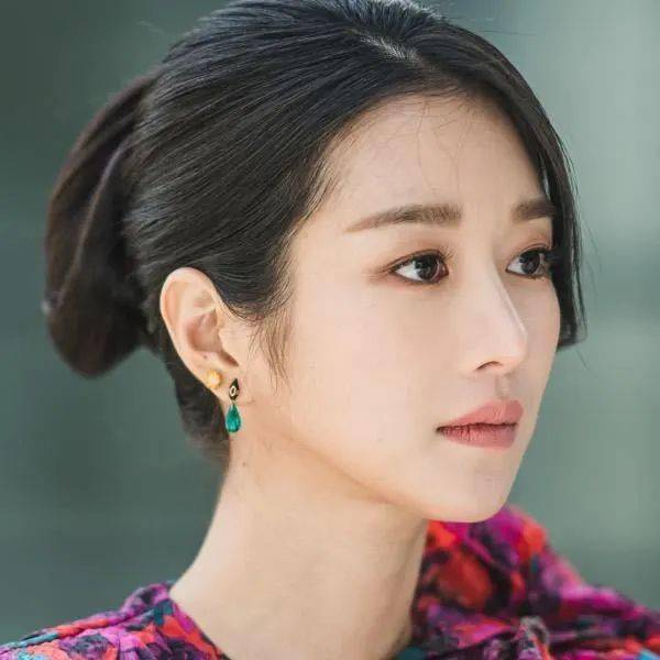 剧中|虽然是神经病，但够时髦就没关系！