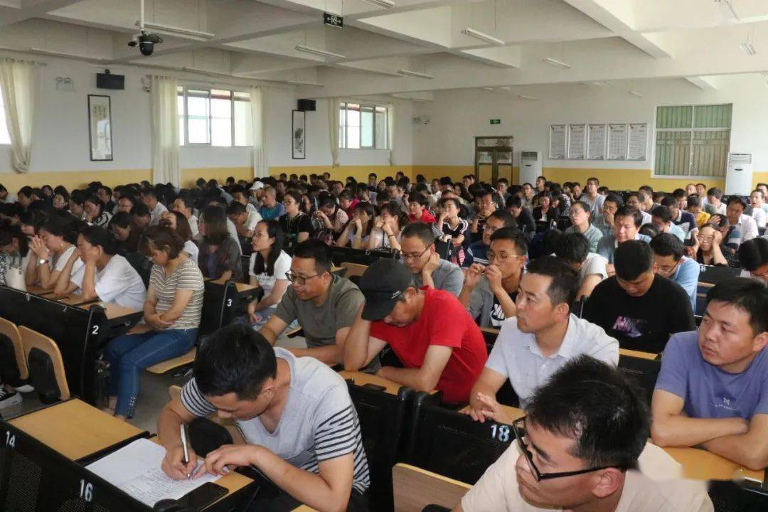 漳县召开2020年高中阶段招生考试考务培训会