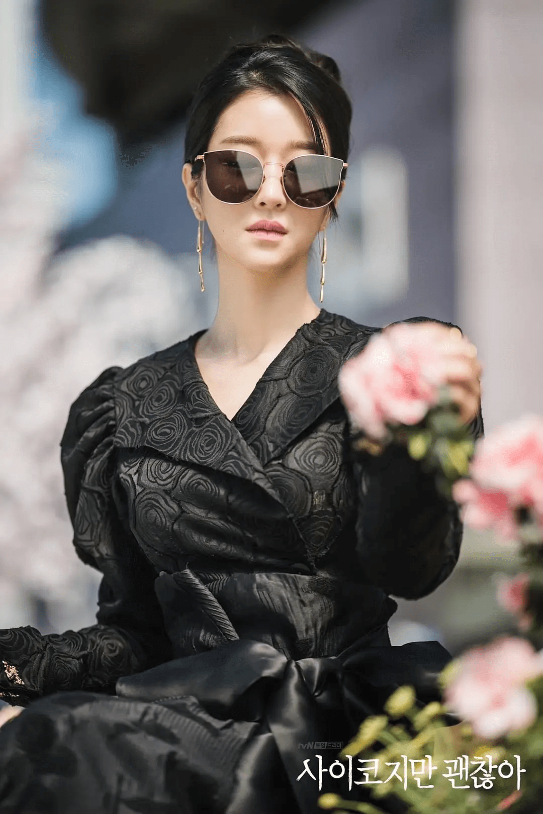 魅力|一半魔女,一半公主,虽然是精神病但够有魅力就没关系