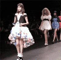 Lisa|“时尚边缘”的觉醒与喧嚣：与Lisa、宋妍霏、水原希子一起走进东南亚这片热情大陆！