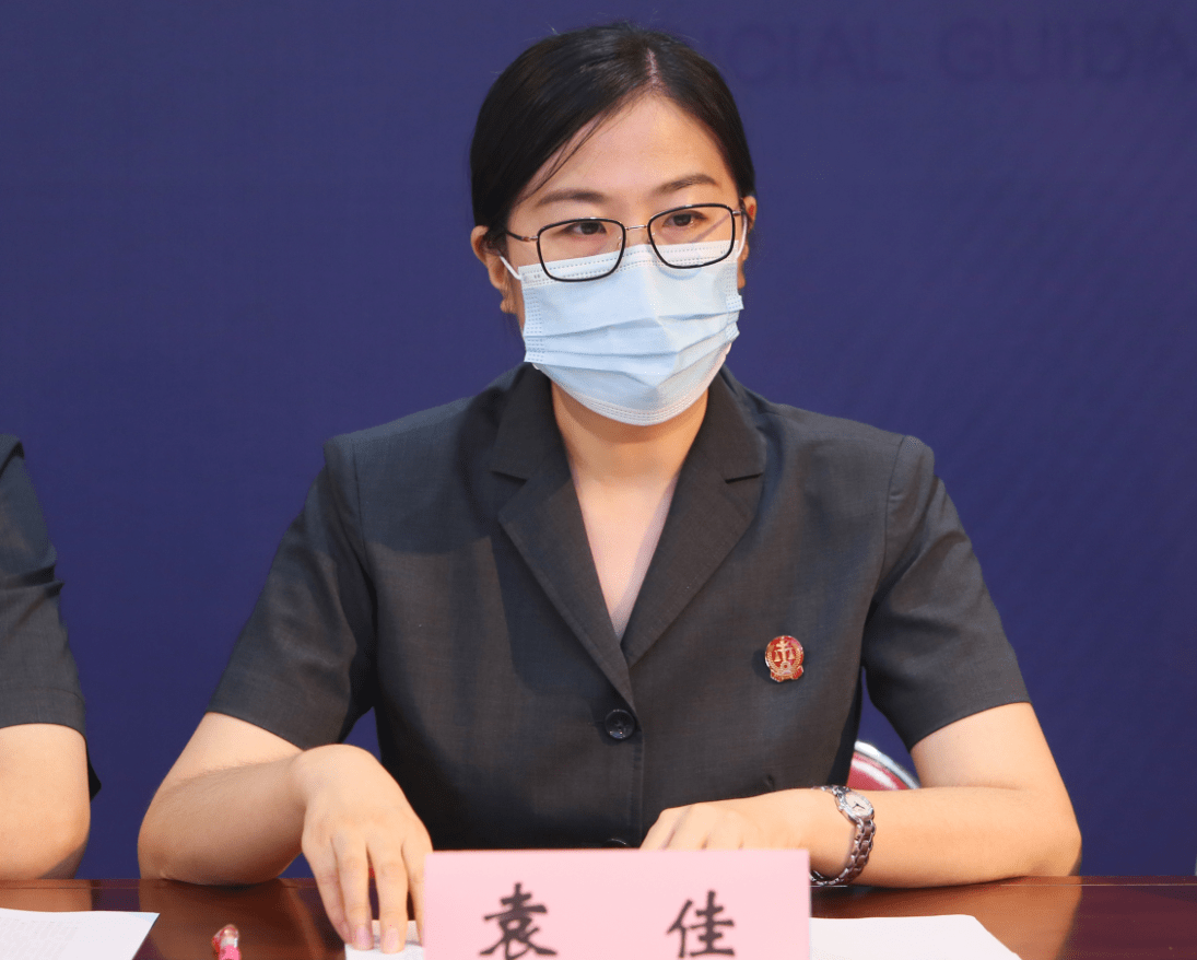 物业|楼上漏水楼下被泡，受损方为何也要担责？法官详解