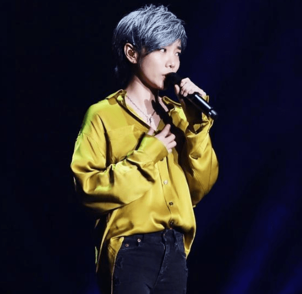 争议|许飞感谢粉丝投复活票 霸气表示不恨黑骂自己的人