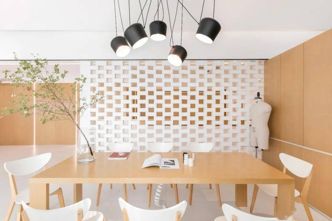 空间|如何成为办公空间设计界中的一股清流？| FF STUDIO【办公室装修V1366期】