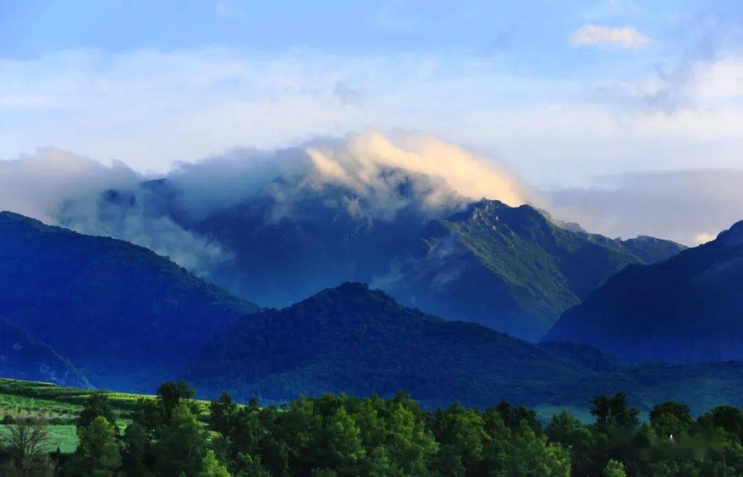 巍峨太白山