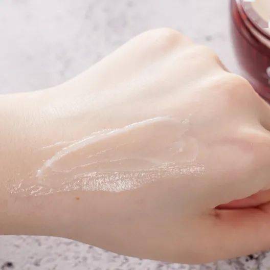 精华|花了10W+护肤,终于让我选出最好用的啦!