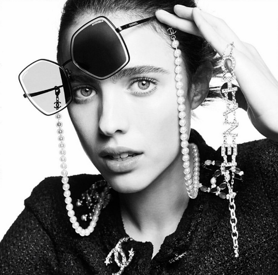 姿势|驾驭「墨镜」的正确姿势来了!这三个款式分分钟起范儿~