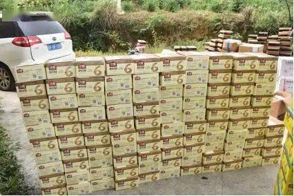 沃隆|男子买“网红坚果”，牵出千万大案！每天发出上千单，很多人爱吃