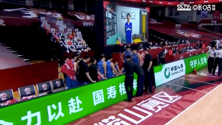 缘分|直播里偶遇心仪的大明星，这是什么奇妙的缘分！