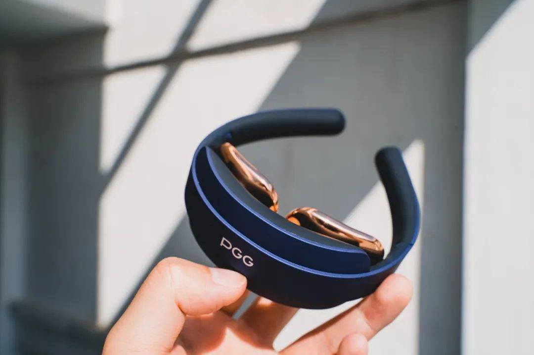 call|众明星打call～！能折叠放进口袋的按摩仪，随时拯救颈椎不适，真舒服！