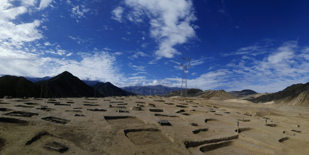 石棺|新疆发现战国时期高等级墓群，实证“山北六国”实力