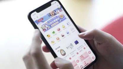 月销量|4小时卖出半个月销量！百年“老字号”，把办公室变成直播间！